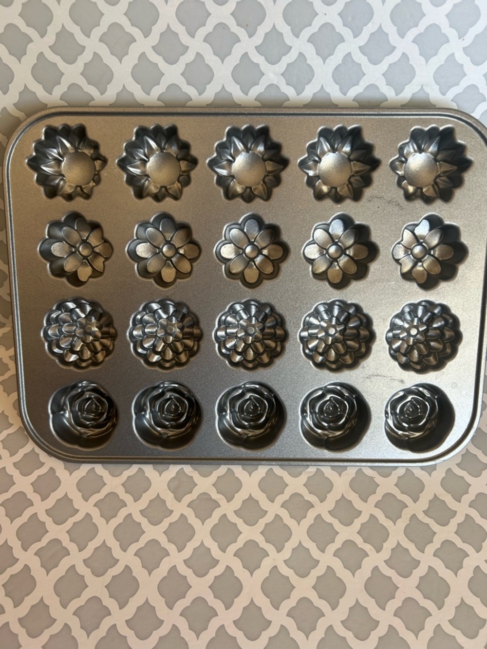 Nordic Ware Petits Fours baking pan